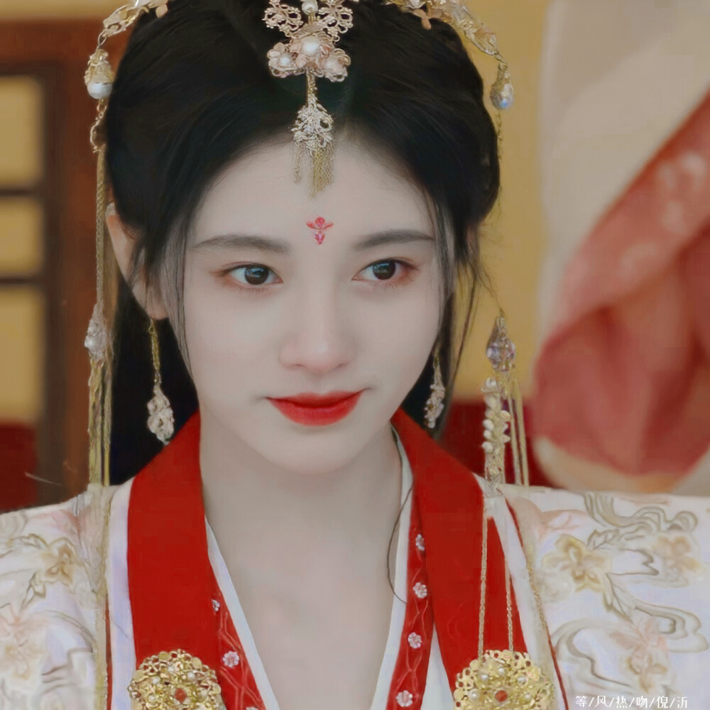 鞠婧祎*傅容
原vb.椿恋小祎