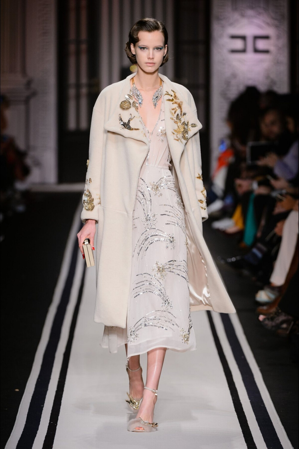 秀场、时装周、时尚、模特