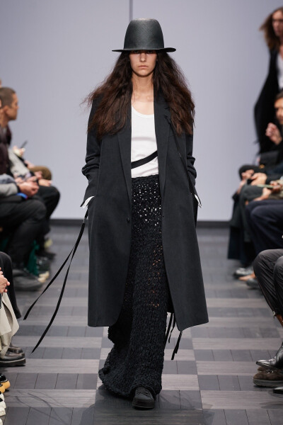 Ann Demeulemeester 2022年春夏高级成衣