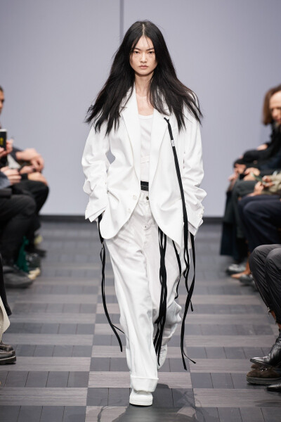 Ann Demeulemeester 2022年春夏高级成衣
