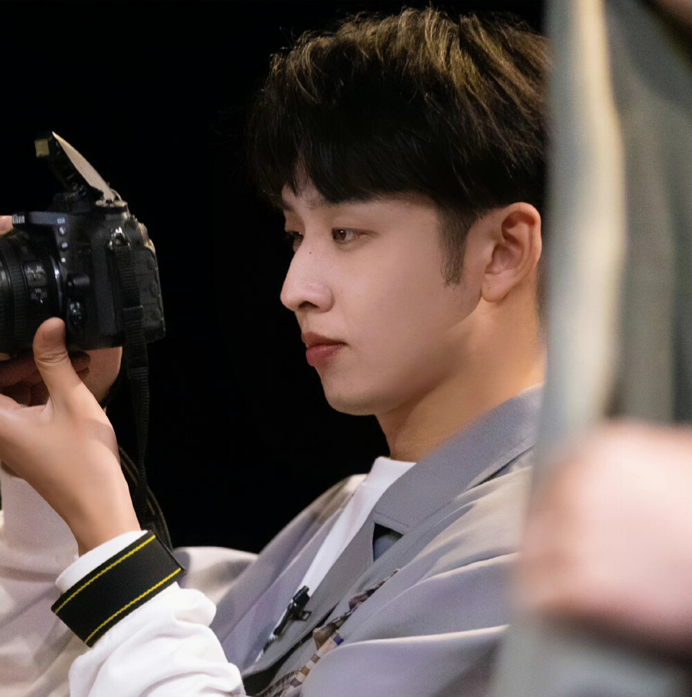 初入职场的我们｜齐思钧可二改
二改收藏专辑 不用注明