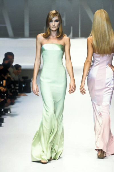 Valentino Spring 1996 