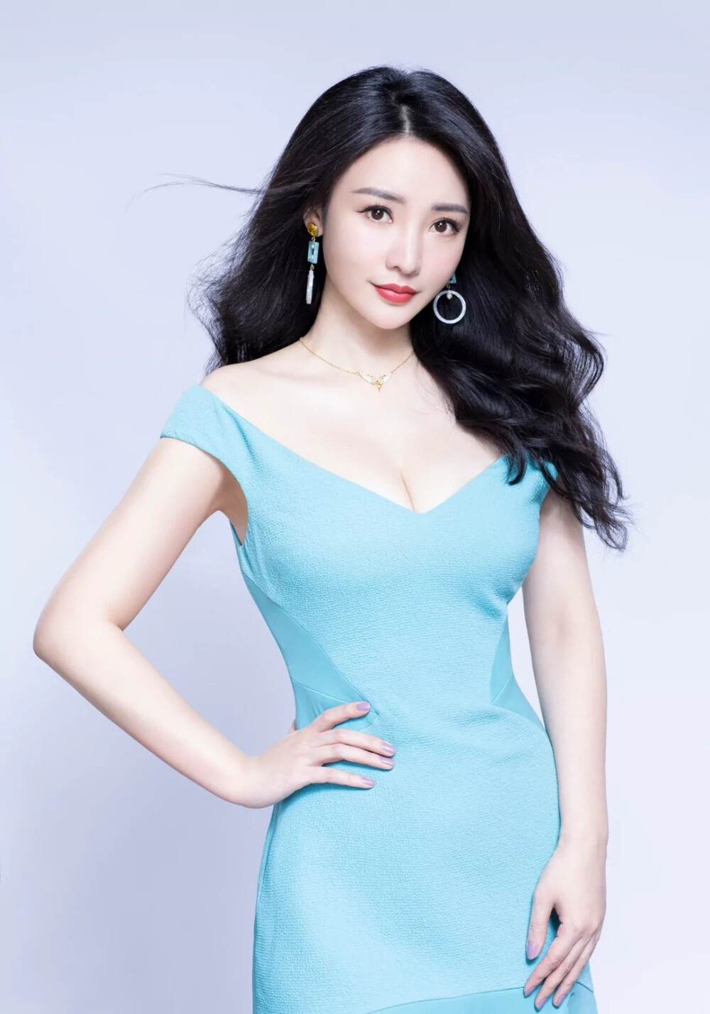 柳岩- 堆糖,美图壁纸兴趣社区