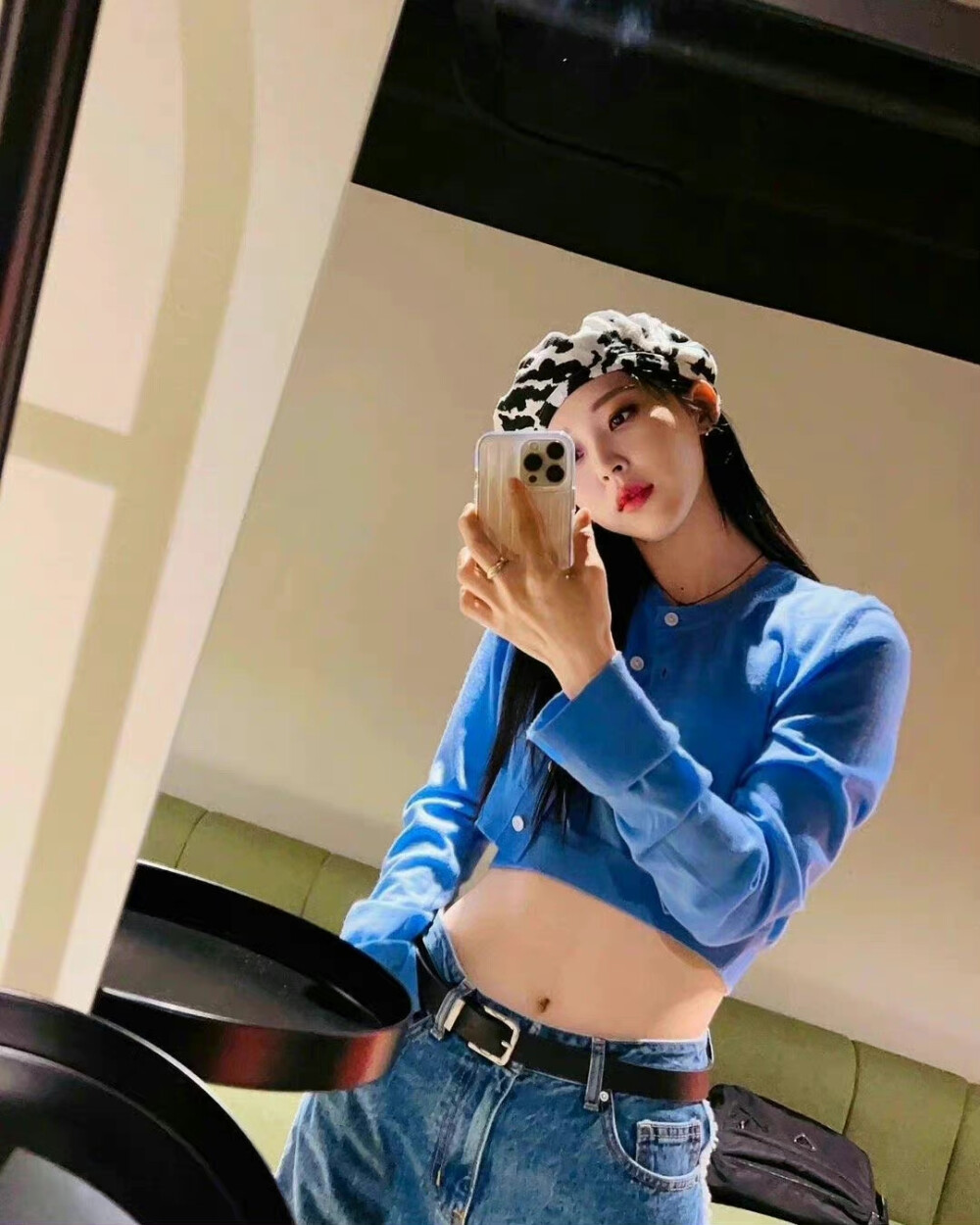 文星伊 moonbyul
/图源见logo ​​​侵删