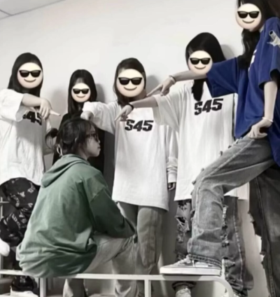 玩网女生底图
火了下期出男生的