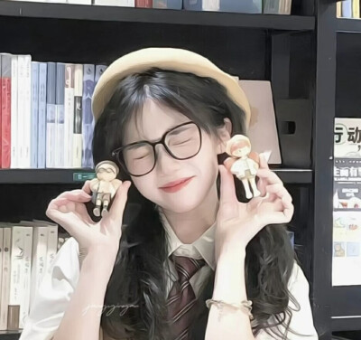 大家都来看看吧。被你们相中的，可以收藏起来哦。这些都是我精心挑选的精致女头哦。