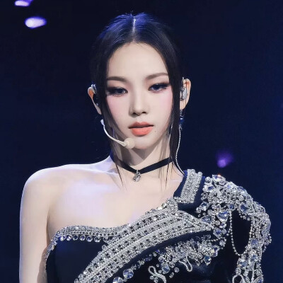 p1-3: fruity0411
p4-5: BelnLove_0411
6-9:新闻图