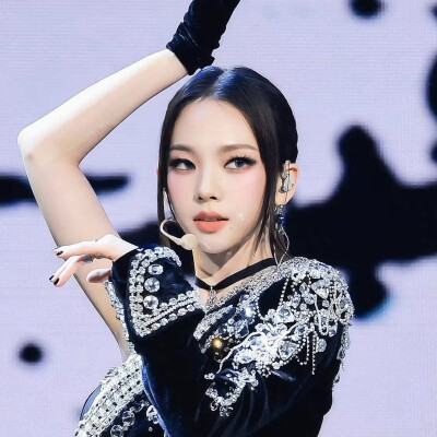 p1-3: fruity0411
p4-5: BelnLove_0411
6-9:新闻图