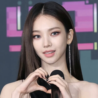 p1-3: fruity0411
p4-5: BelnLove_0411
6-9:新闻图