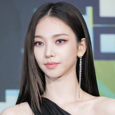 p1-3: fruity0411
p4-5: BelnLove_0411
6-9:新闻图