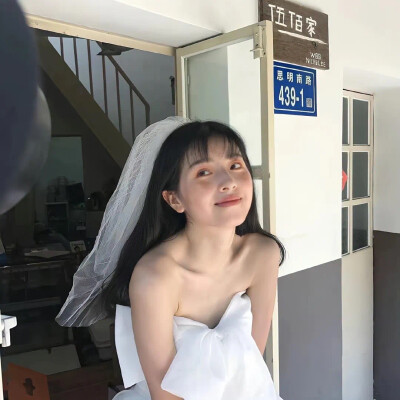 女头