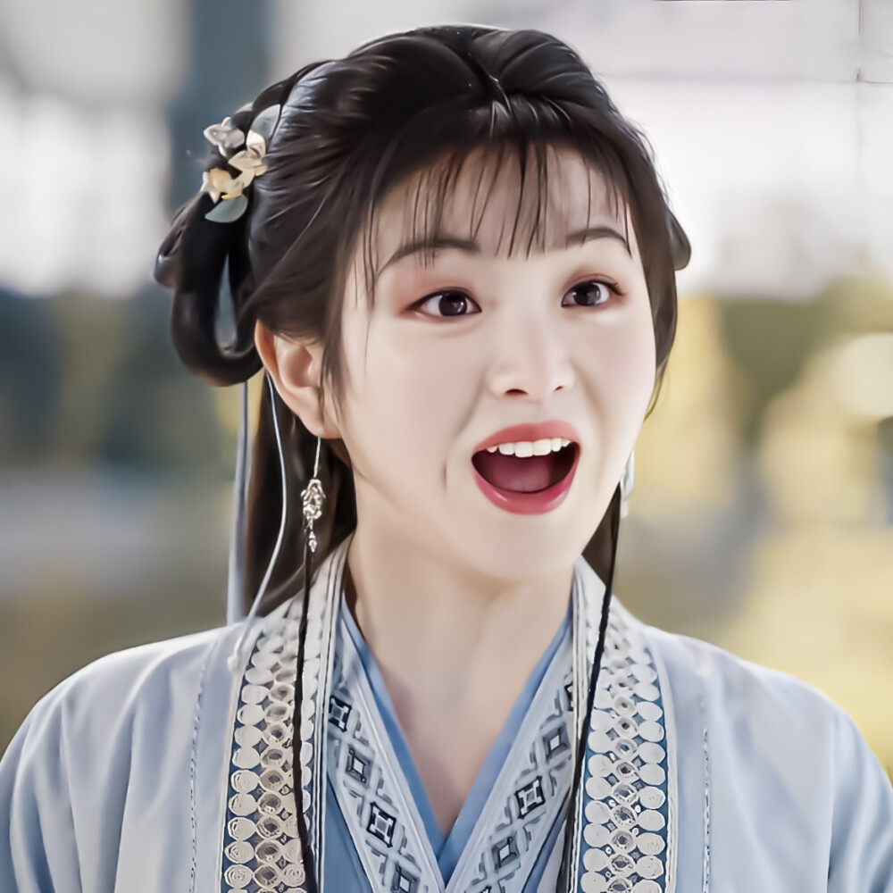 田曦薇
cr.沈祁