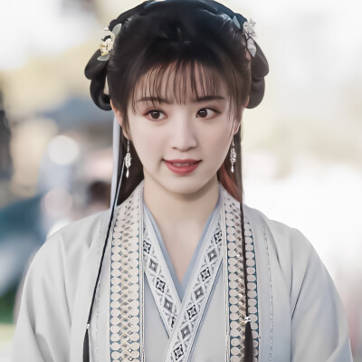 田曦薇
cr.沈祁