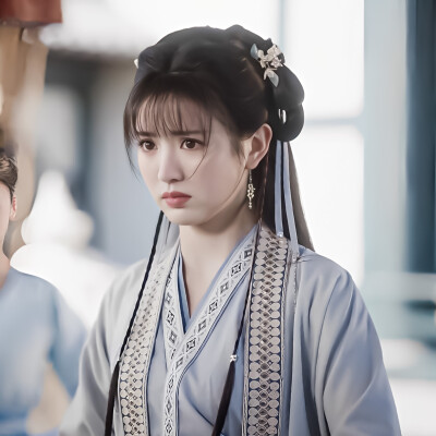 田曦薇
cr.沈祁