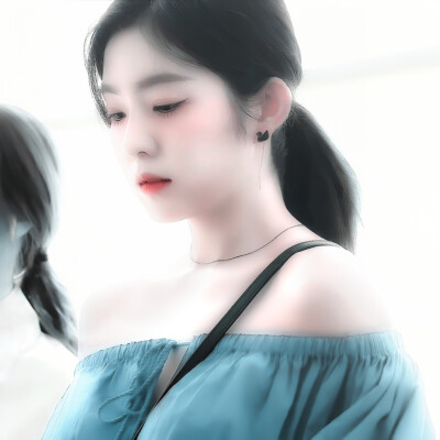 The Muse of the Church ' % 没入尘埃”