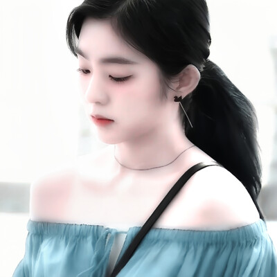 The Muse of the Church ' % 没入尘埃”