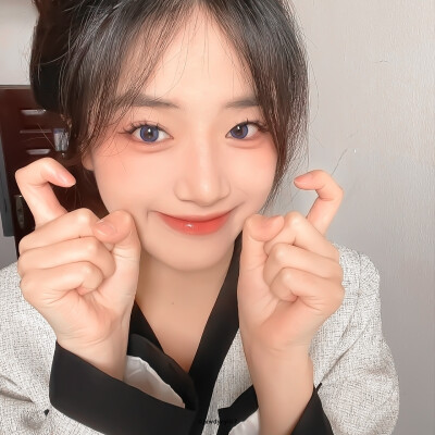 胡馨尹