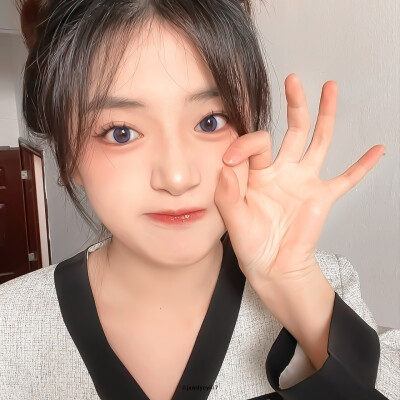 胡馨尹