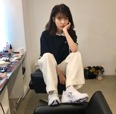 IU