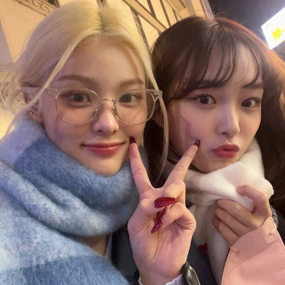 合照
李宥姃
minji
宋雨琦