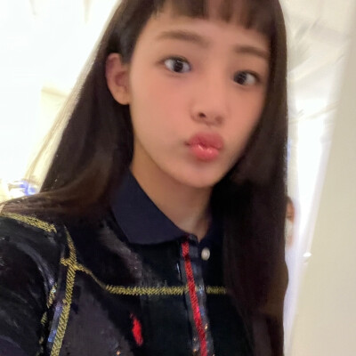 合照
李宥姃
minji
宋雨琦