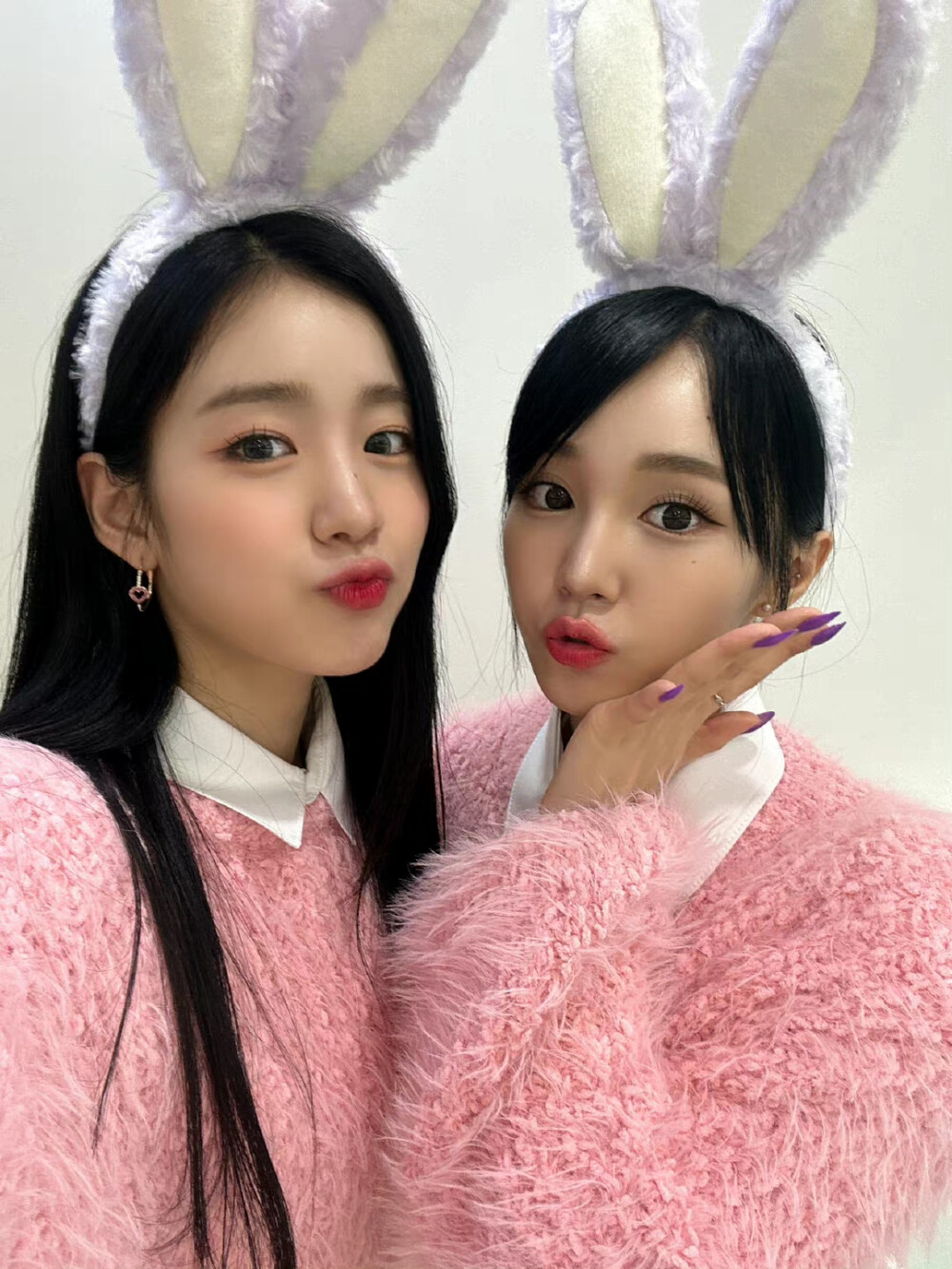 宇妍 & 权娜妍
/图源见logo ​​​侵删