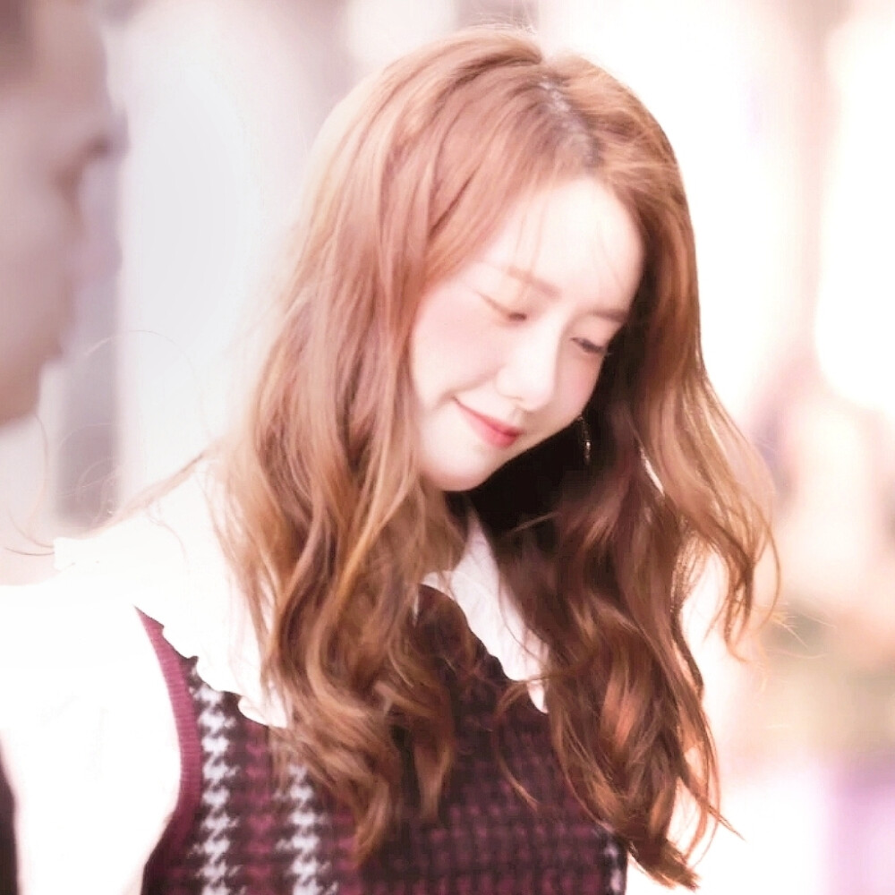  致、“我所属未来的未婚妻”-Give me a kiss 아기
cr.FindYoona
圣诞节快乐哇哇哇 列表的宝贝们~( ﹡ˆoˆ﹡ )