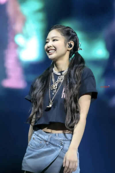 金智妮Jennie