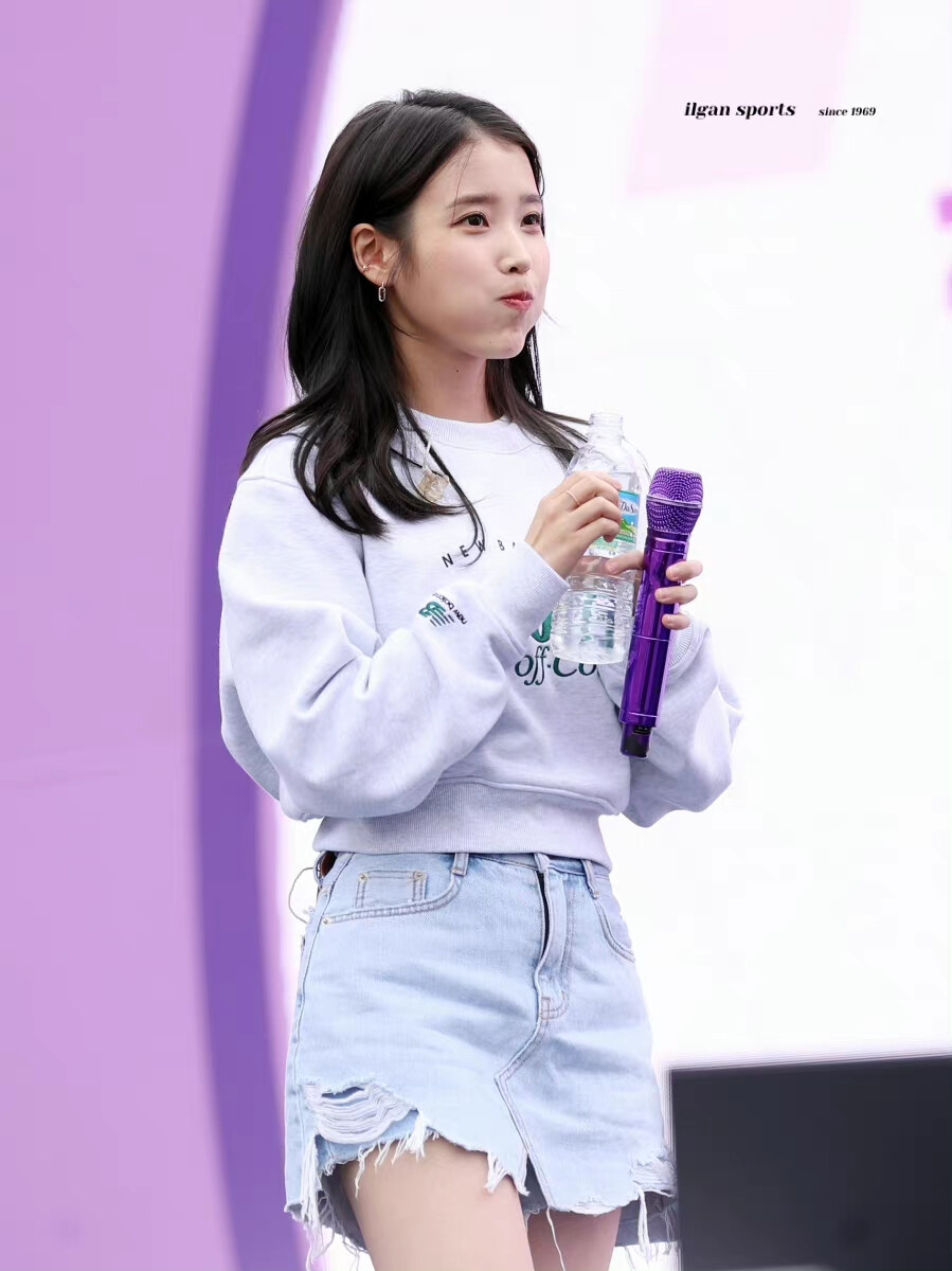 IU李知恩
【2022现场图✨】221002 IU RUN ON SEOUL Women's 饭拍
青春活力