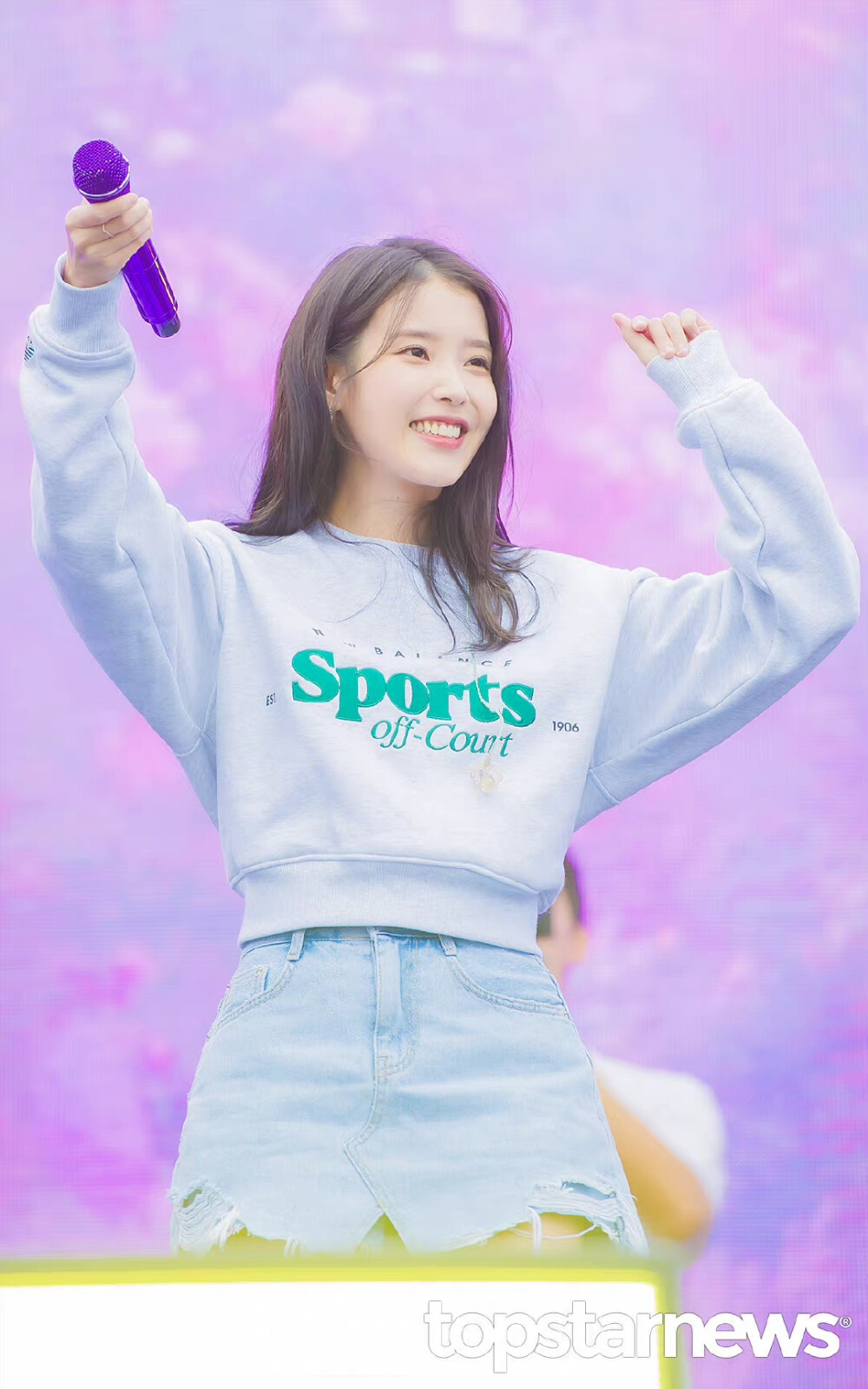 IU李知恩
【2022现场图✨】221002 IU RUN ON SEOUL Women's 饭拍
青春活力