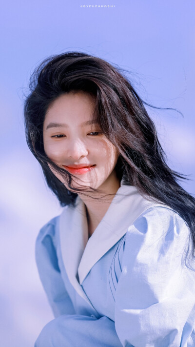 章若楠（图源见水印）