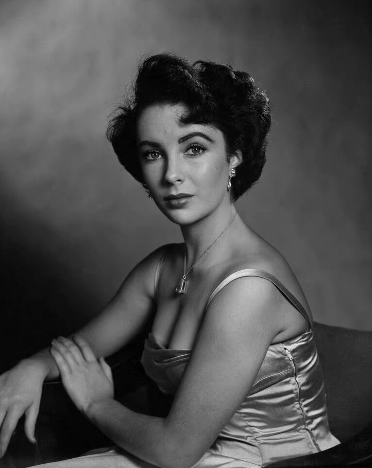 Elizabeth Taylor
