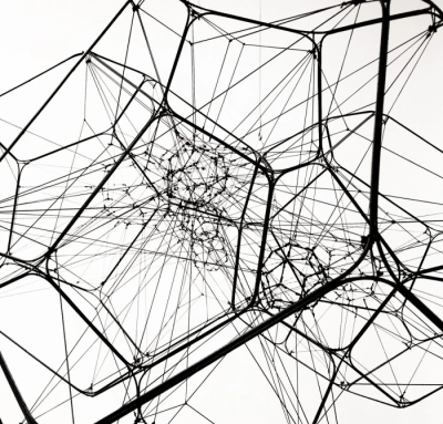     //… たそがれ黄昏降临“けもの犬”