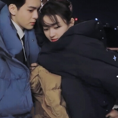 叶时蓝and陆昭西
自截