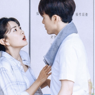 叶时蓝and陆昭西
自截