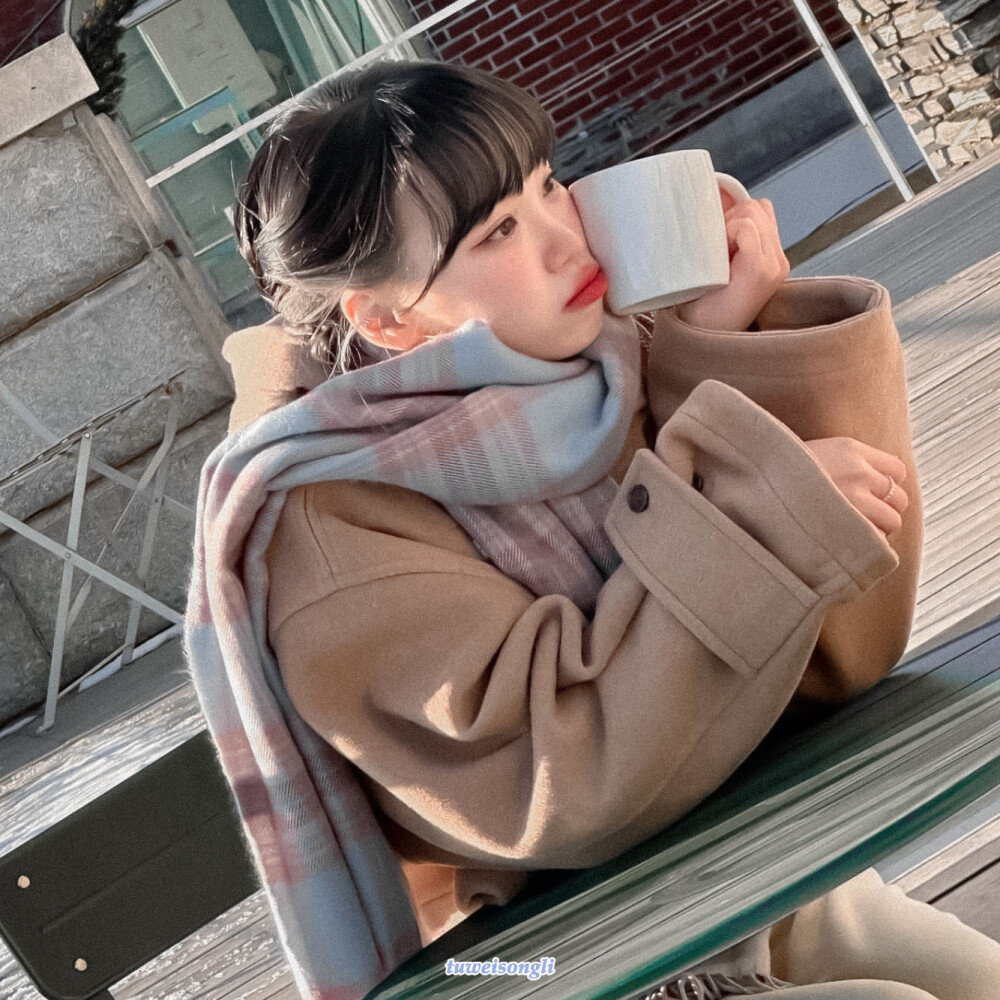 ^ i o Beautiful Winter Time 