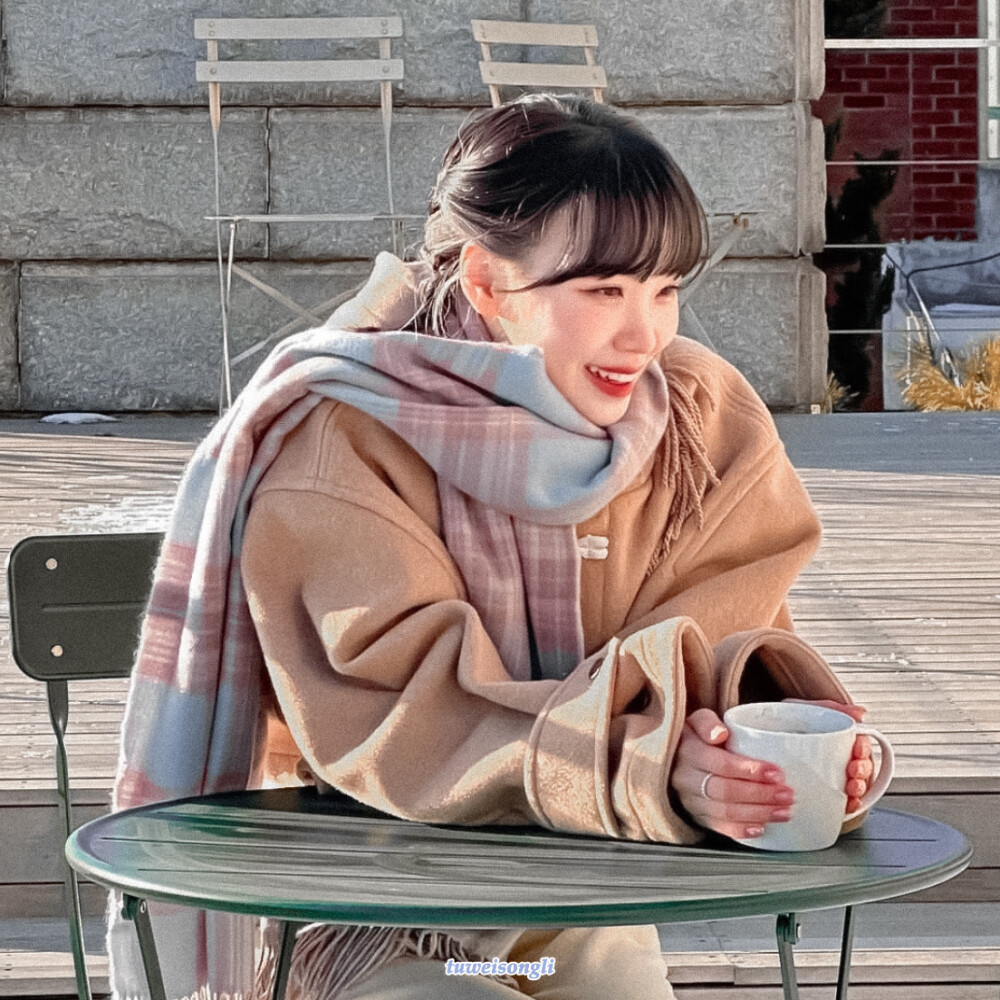 ^ i o Beautiful Winter Time 