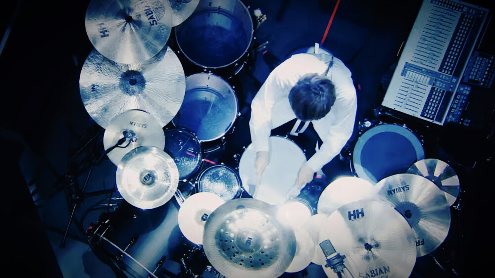 30th L'Anniversary LIVE