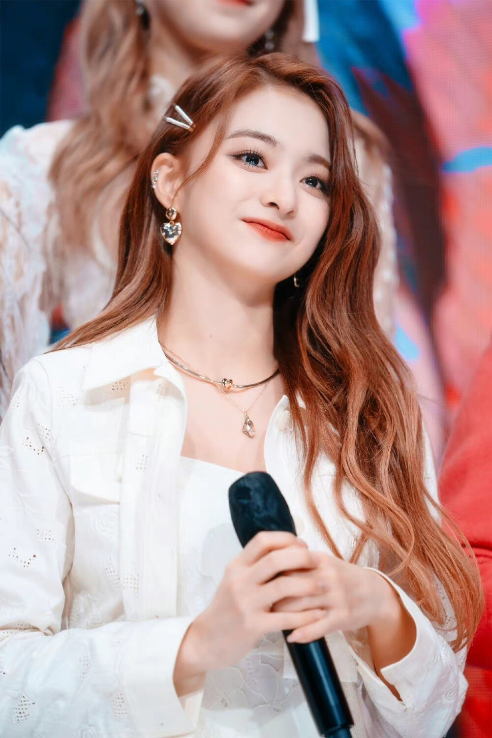 李娜炅 /图源见logo 676767侵删