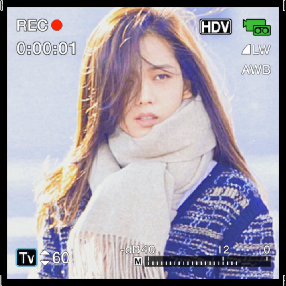 金智秀·关川历
c. NyongAn103