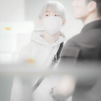 看穿我的思念吧，我好想你.
©glareheaven