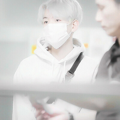 看穿我的思念吧，我好想你.
©glareheaven