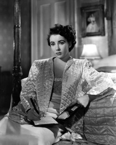 Elizabeth Taylor
伊丽莎白泰勒