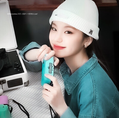 黄礼志 ｜ @Mementos.Lst/ ｜
·背景图 able to save 修过的 一般不会➕水印