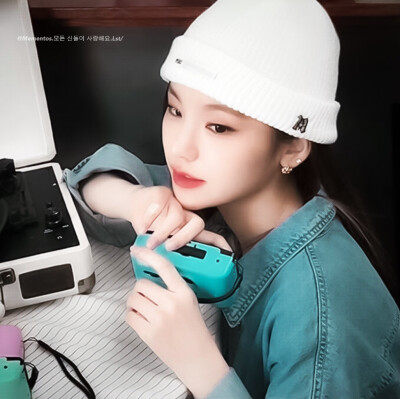 黄礼志 ｜ @Mementos.Lst/ ｜
·背景图 able to save 修过的 一般不会➕水印