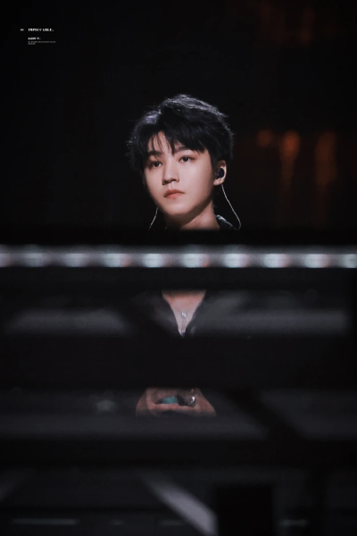 爱江山更爱美人
王俊凯
2823江苏跨年演唱会