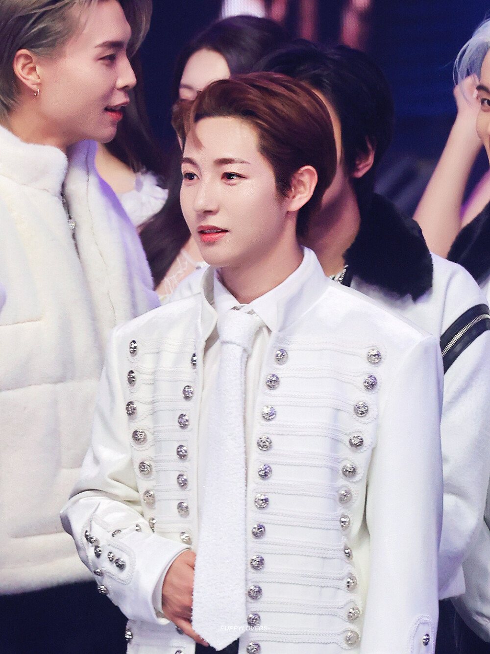 2022.12.31 MBC歌谣大祝祭
黄仁俊 饭拍高清