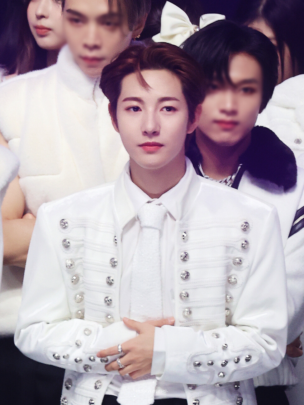 2022.12.31 MBC歌谣大祝祭
黄仁俊 饭拍高清