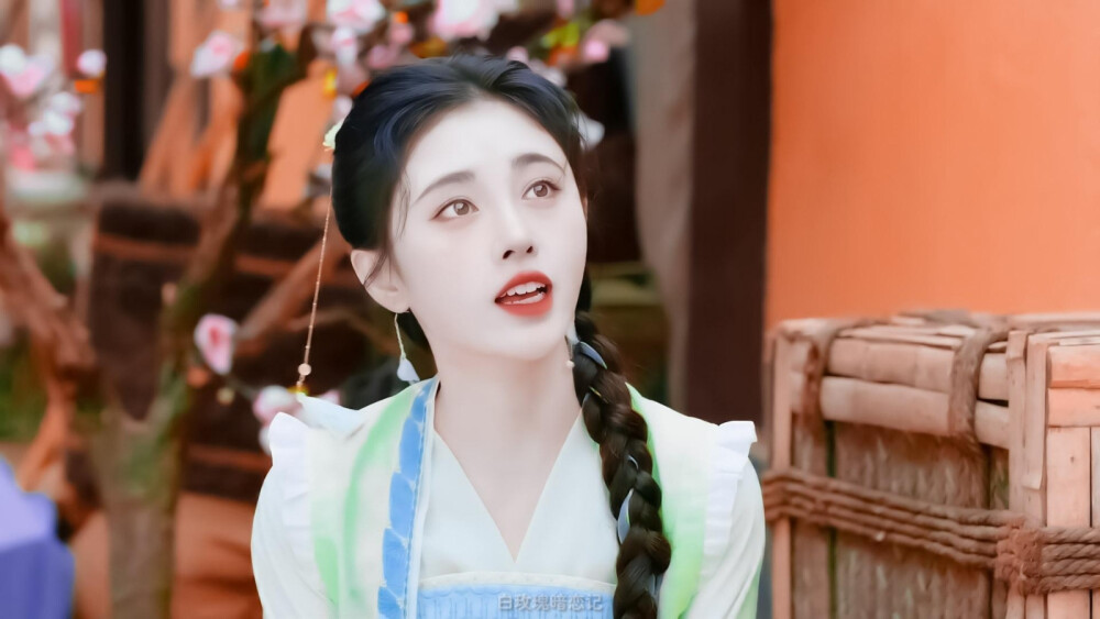 鞠婧祎调色橙光素材
抱图点赞/留言
禁二改，二传备注『dt白玫瑰』