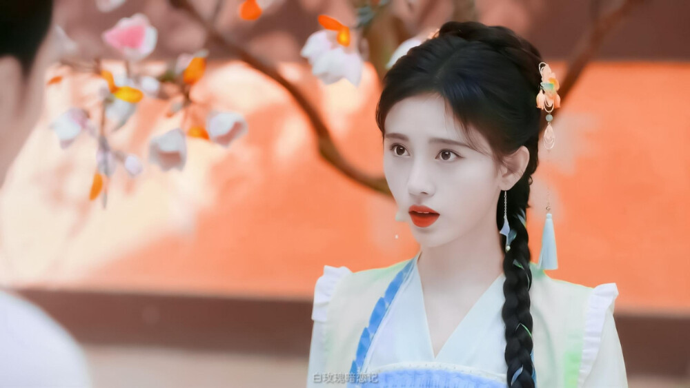 鞠婧祎调色橙光素材
抱图点赞/留言
禁二改，二传备注『dt白玫瑰』